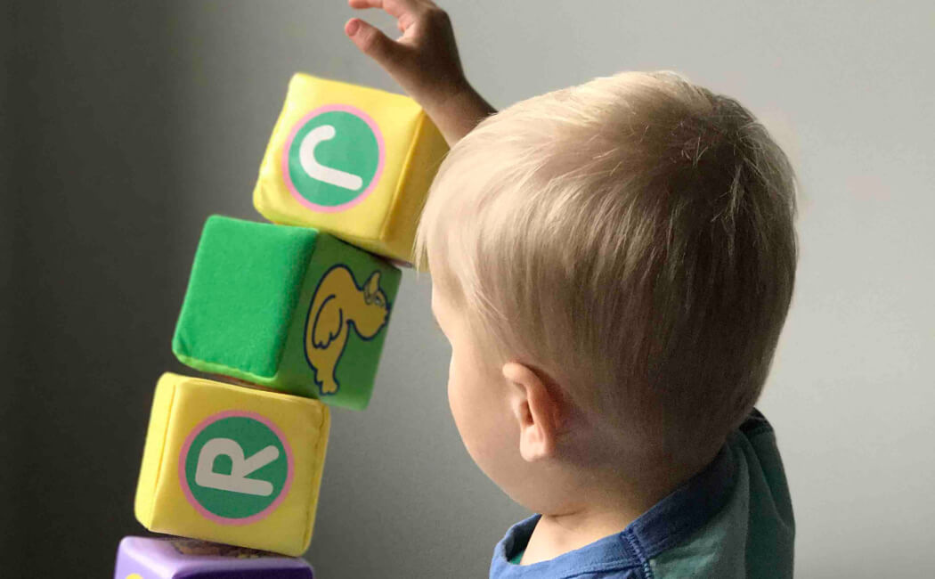 Play and Learn at the Same Time